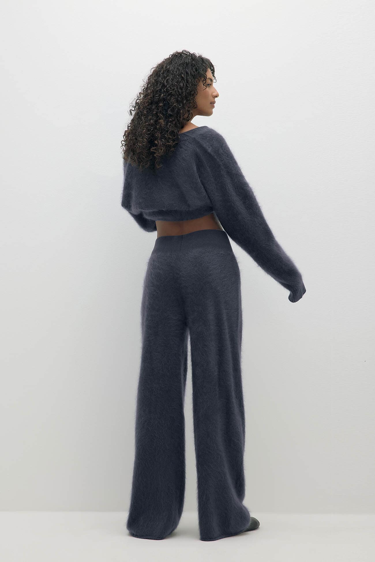 PHILIPA & MICHELA SET | PEBBLE